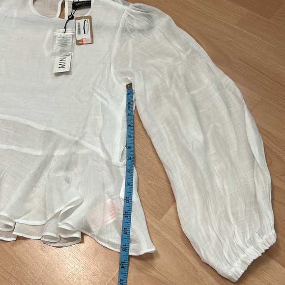 MINKPINK FLOWY WHITE BLOUSE - Picture 6 of 7